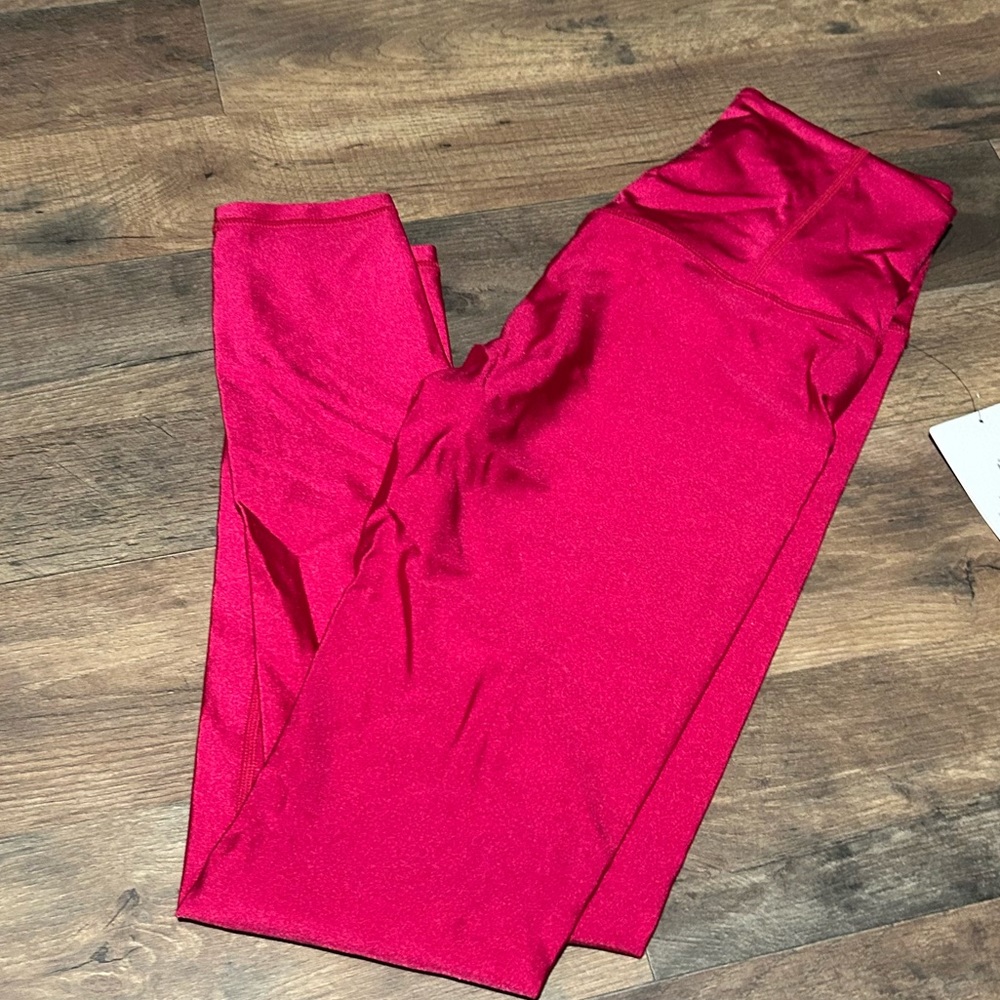 NWT Athleta Women’s Shine Tight Barbie Pink size small